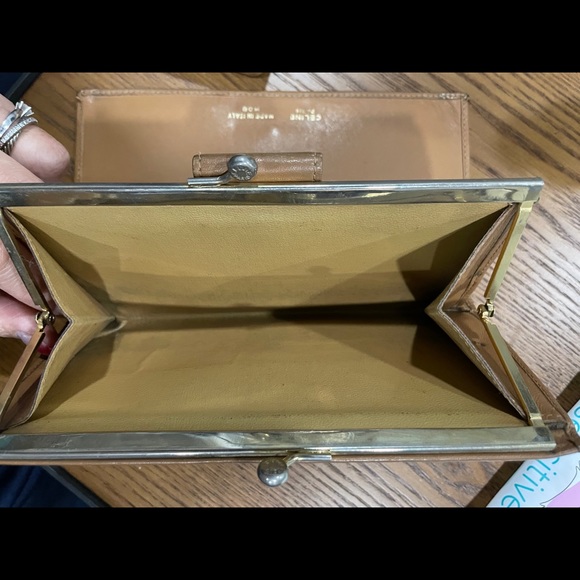 Set of Vintage Celine clutch wristlet and wallet - Picture 4 of 11
